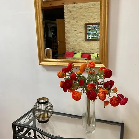 Logis Du Patis Roux 3*