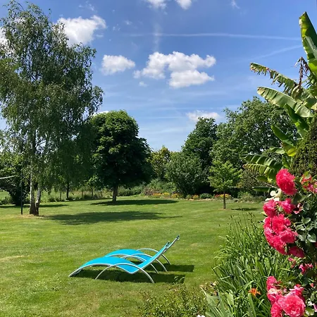 Logis Du Patis Roux Bed & Breakfast